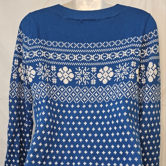Fair Isle Sweater Loft - Picture 2 of 11